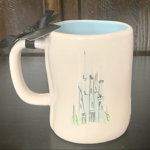 Rae Dunn A DREAM COME TRUE Cinderella Disney Princess Collection Ceramic Mug - Picture 4 of 8